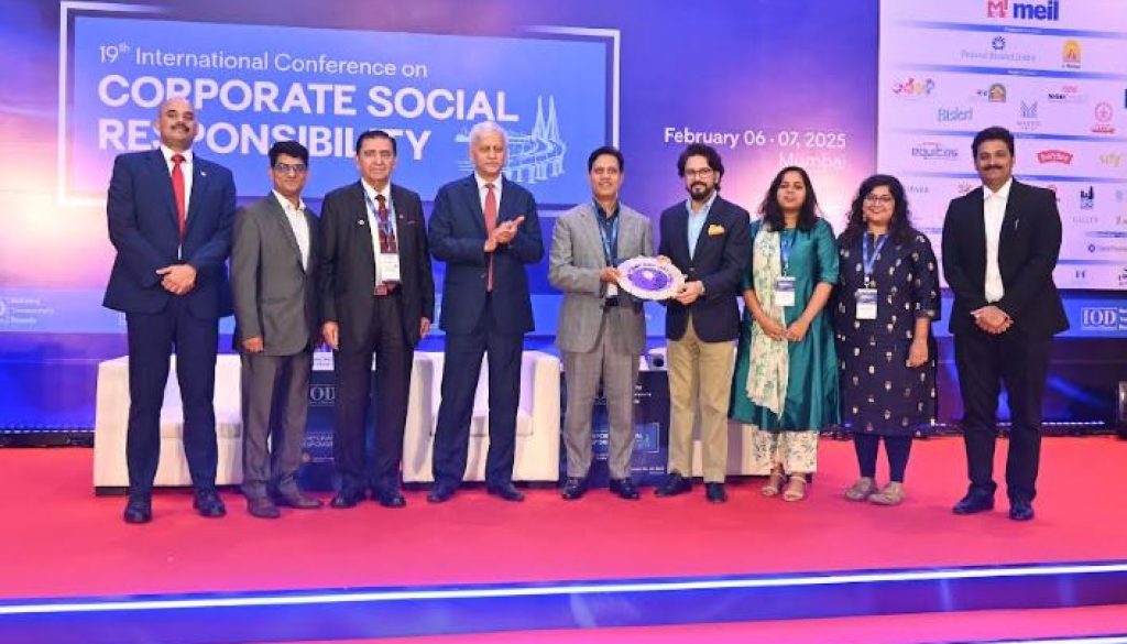 SMFG India Credit Wins the Prestigious Golden Peacock Award for Corporate Social Responsibility 2024