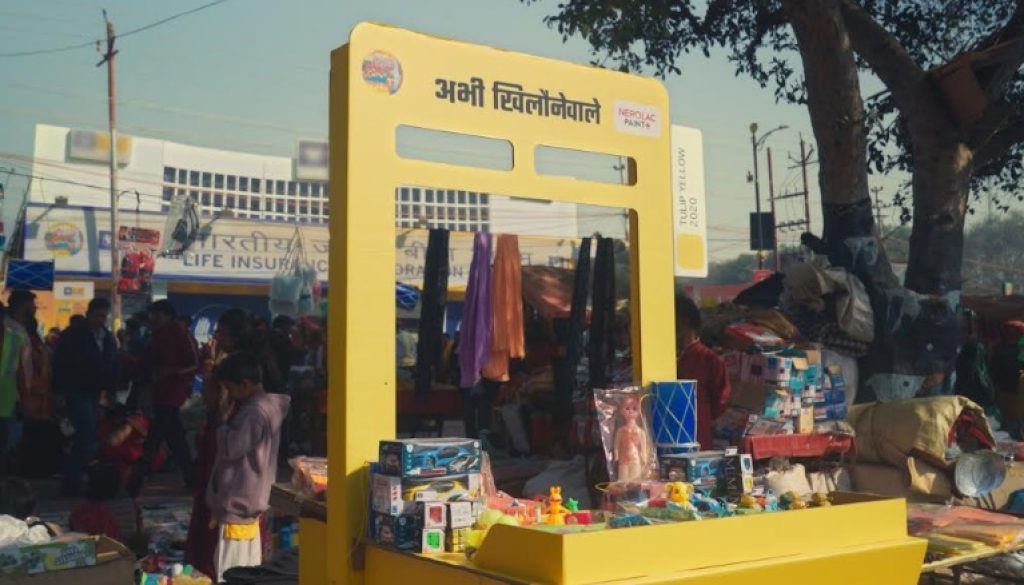 Kansai Nerolac Paints Empowers Local Vendors at Maha Kumbh Mela with a Vibrant Identity